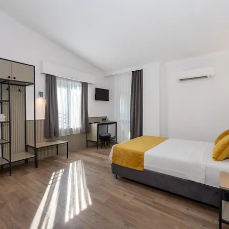Lemon Hotel 3*