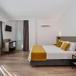 Lemon Hotel