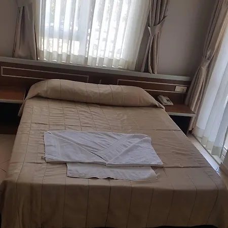 Lemon Hotel