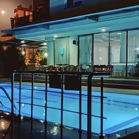 Hotel Lemon 2*