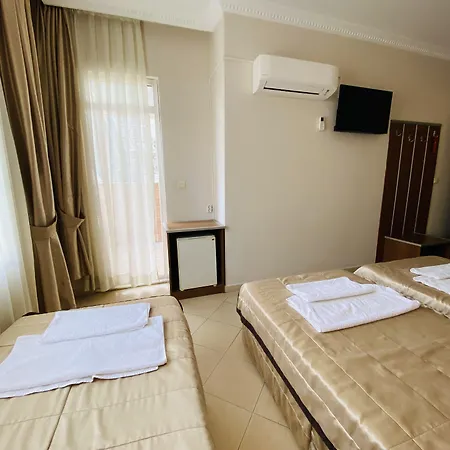 Lemon Hotel