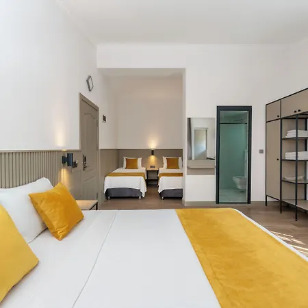 Lemon Hotel 2*