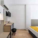 Lemon Hotell 2*