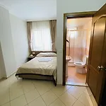 Hotell Lemon 2*